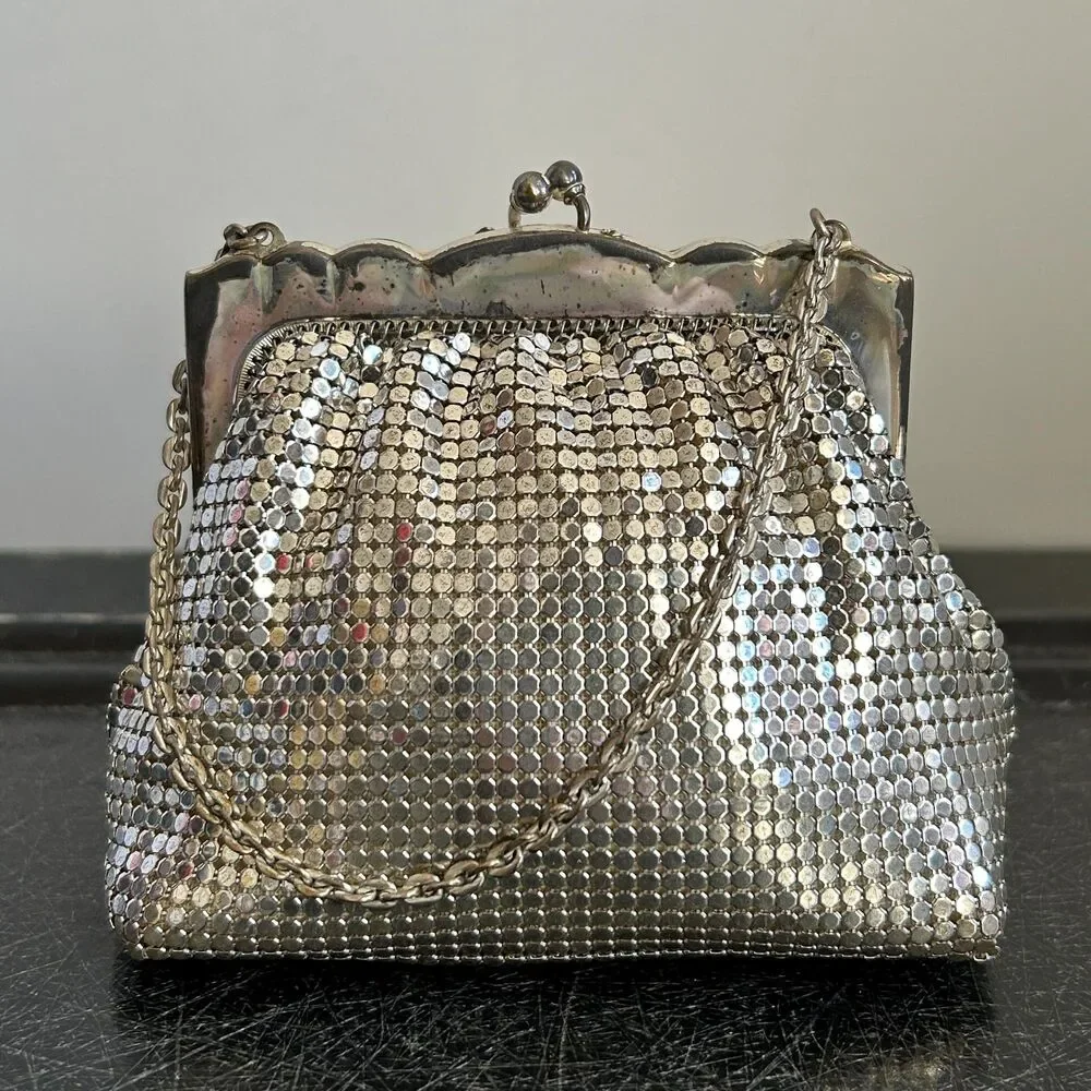 Vintage 40s Whiting and Davis Small Silver Mesh Mini Handbag with Box - Picture 2 of 9